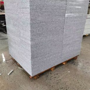 哈尔滨 芝麻白火烧面1.8厚300*600地铺石，尺寸标准，厚薄均匀