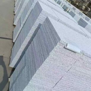 哈尔滨 白麻荔枝面花岗岩地铺石