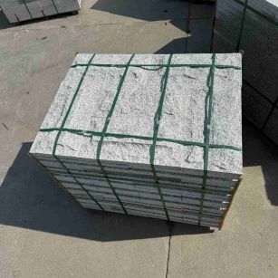 哈尔滨 白麻花岗岩石材自然面蘑菇石成品