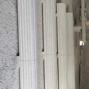 哈尔滨 花岗岩厂家带你看白麻花岗岩门楼大柱柱皮