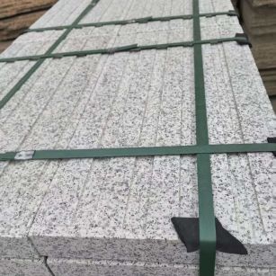 哈尔滨 白麻花岗岩直行盲道石，盲条，地铺石