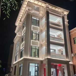 哈尔滨 芝麻白花岗岩别墅外墙夜间效果