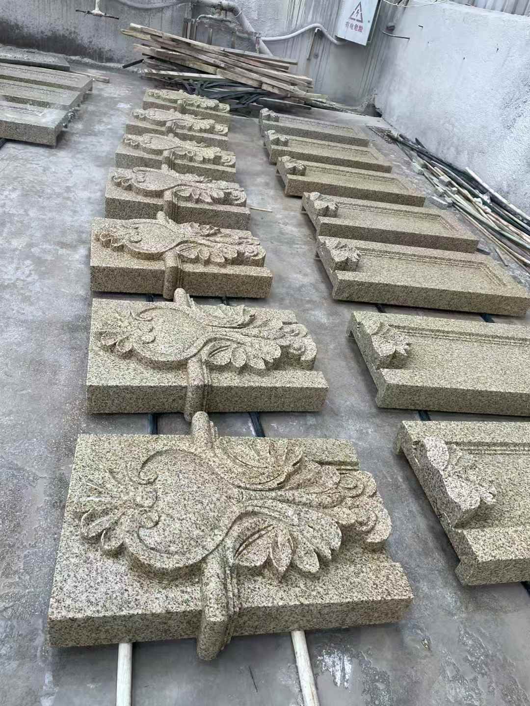 哈尔滨 黄金麻花岗岩别墅外墙雕刻板