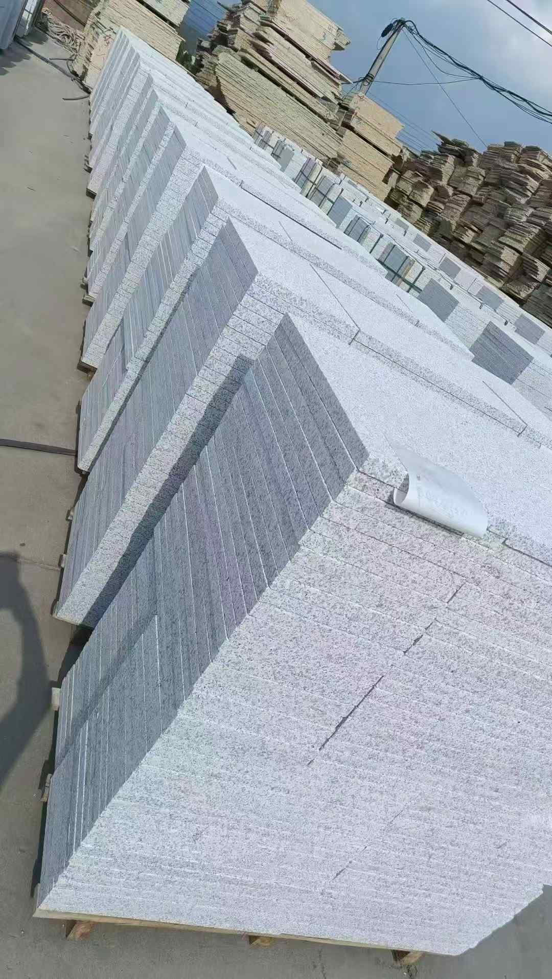 哈尔滨 白麻荔枝面花岗岩地铺石