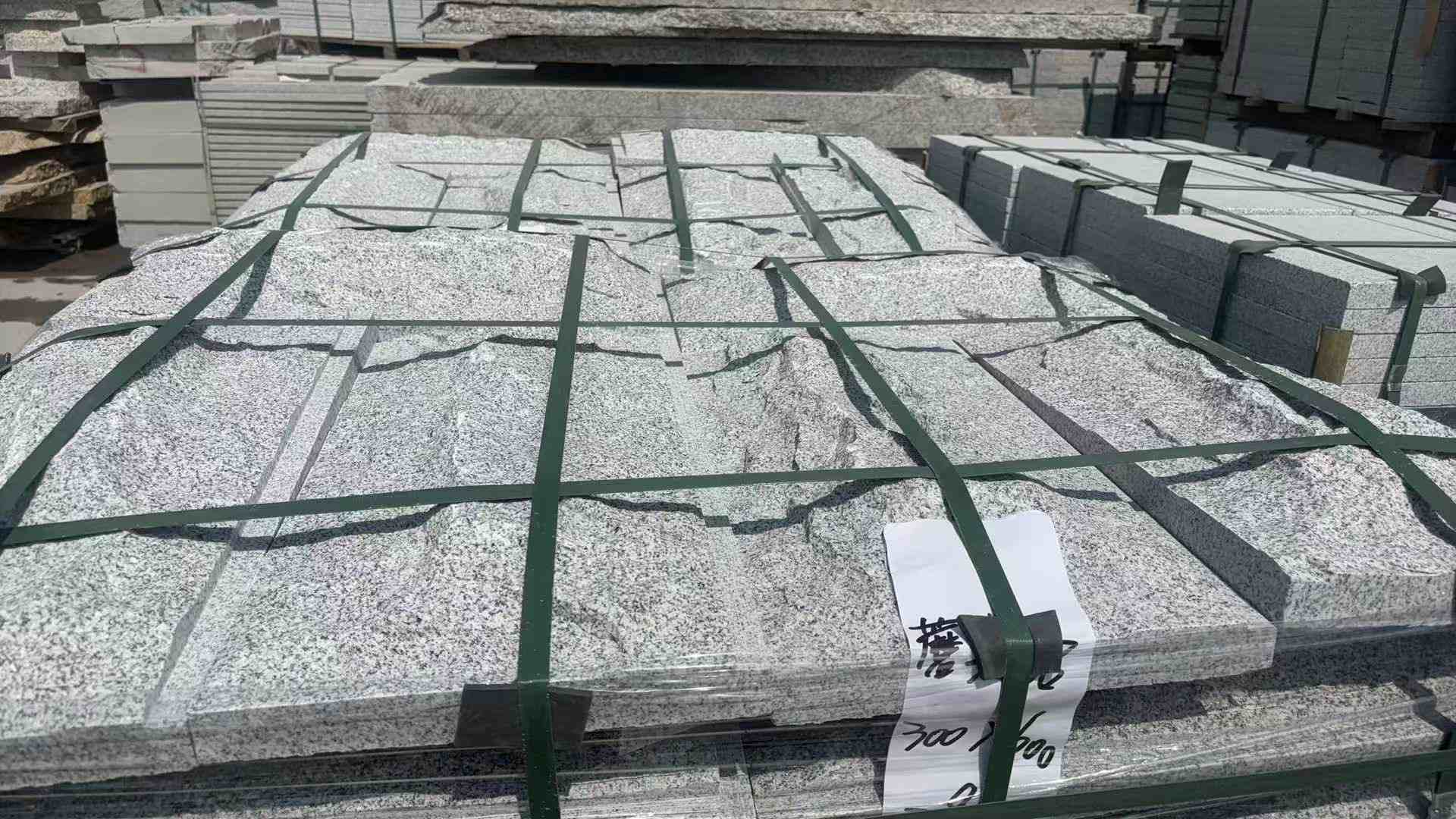 哈尔滨 芝麻白蘑菇石成品