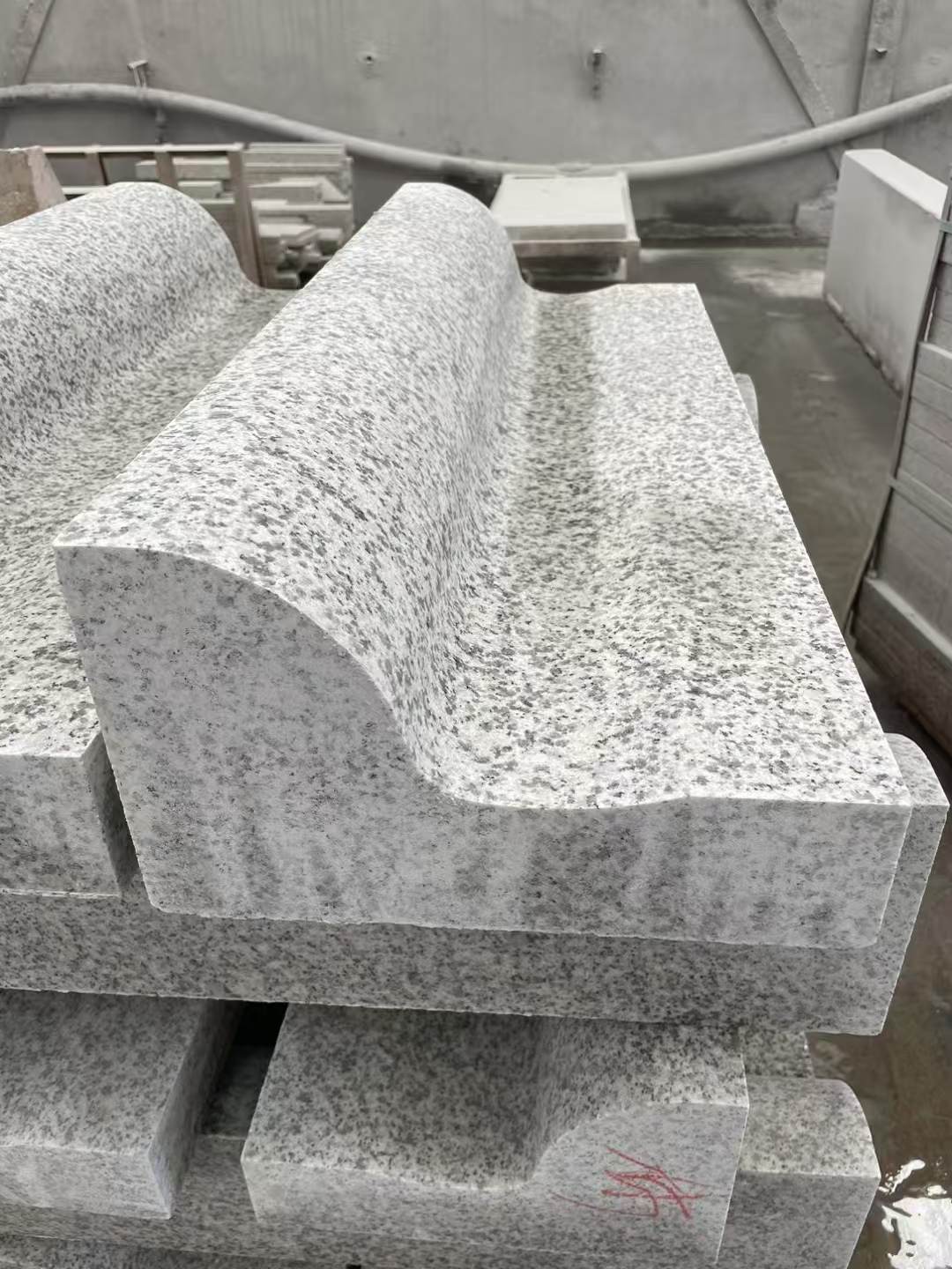 哈尔滨 白麻花岗岩S型路沿石，路侧石，马路牙子等