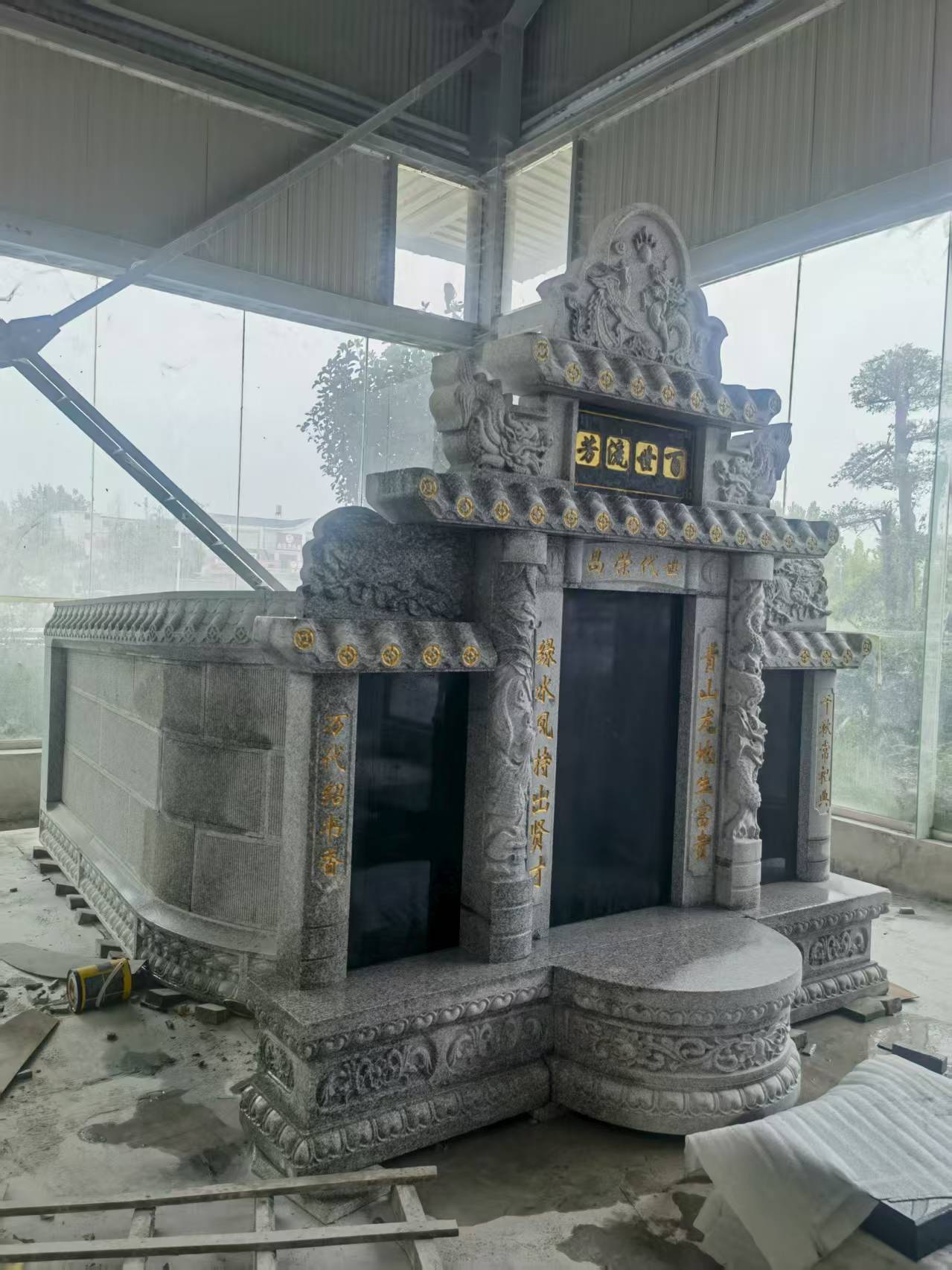 哈尔滨 芝麻白墓碑效果展示图