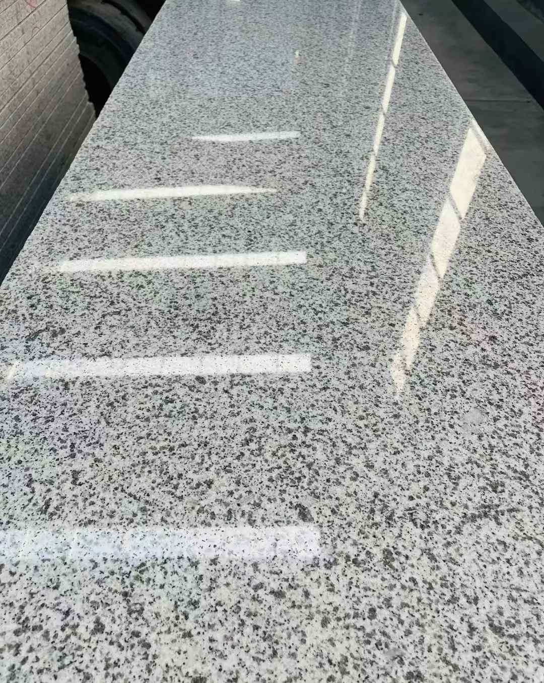 哈尔滨 白麻花岗岩光面毛板